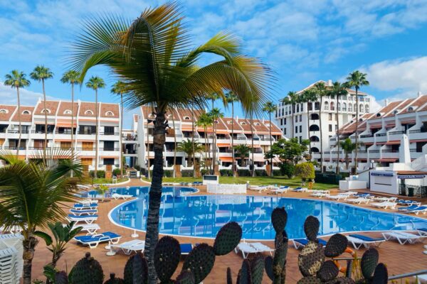 Playa de Las Americas -Parque Santiago II